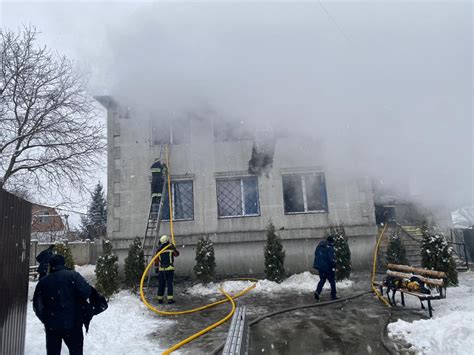 G­ü­n­c­e­l­l­e­m­e­ ­-­ ­U­k­r­a­y­n­a­­d­a­ ­B­i­r­ ­H­u­z­u­r­e­v­i­n­d­e­ ­Ç­ı­k­a­n­ ­Y­a­n­g­ı­n­d­a­ ­1­5­ ­K­i­ş­i­ ­Ö­l­d­ü­